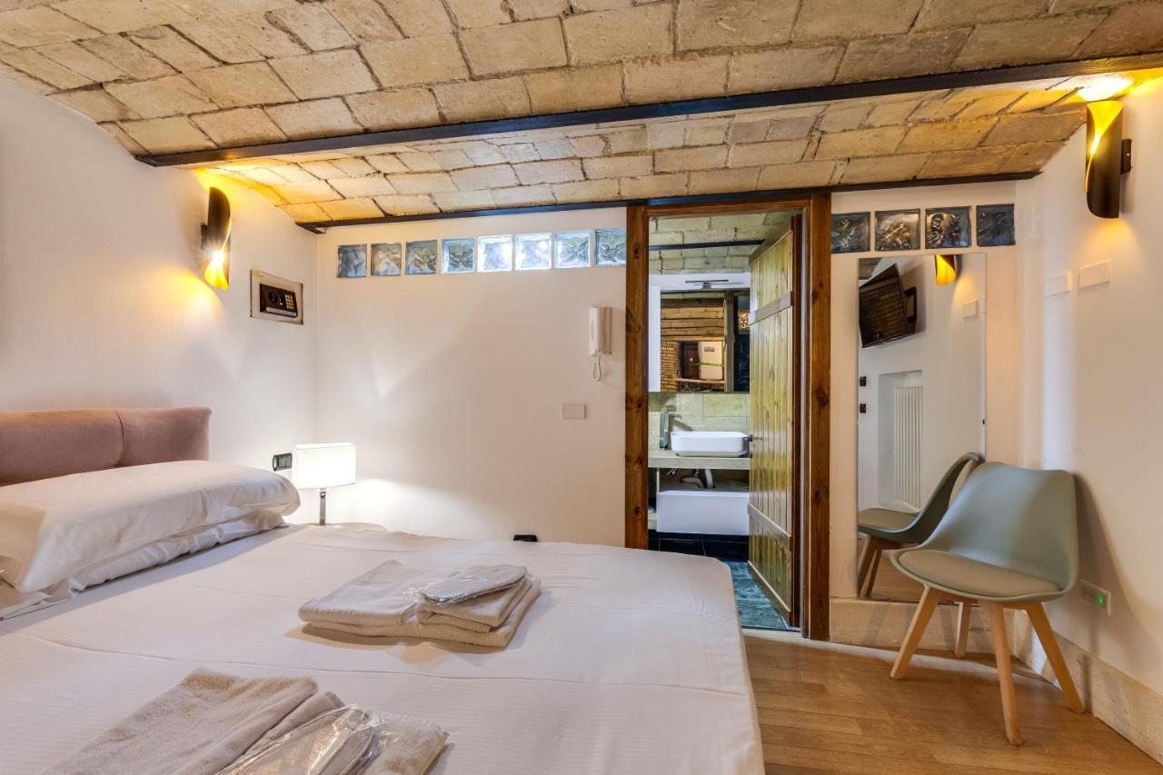 Apartament Lares Navona Rzym Zewnętrze zdjęcie