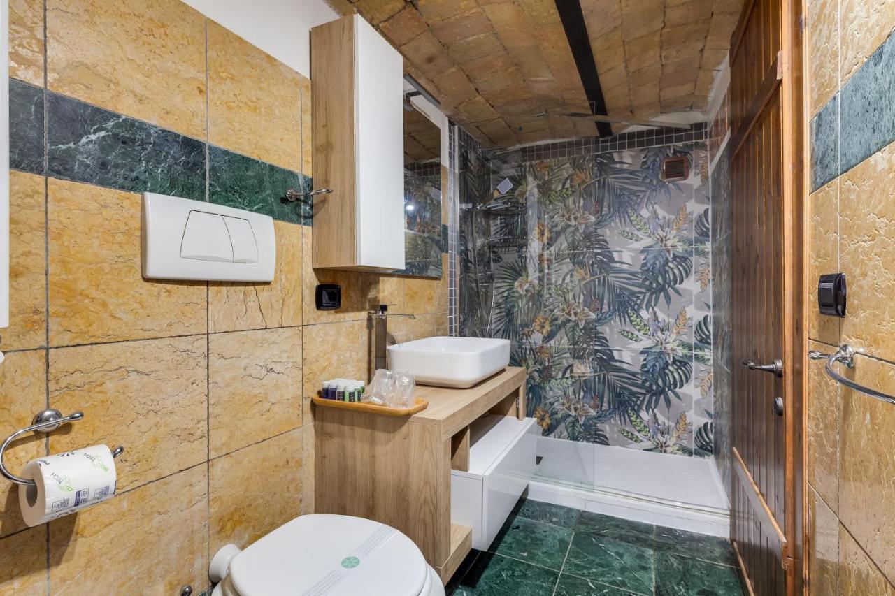 Apartament Lares Navona Rzym Zewnętrze zdjęcie