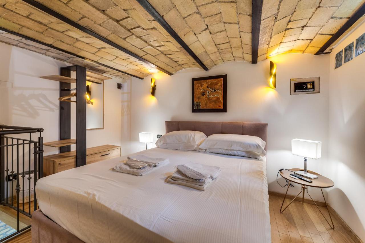 Apartament Lares Navona Rzym Zewnętrze zdjęcie